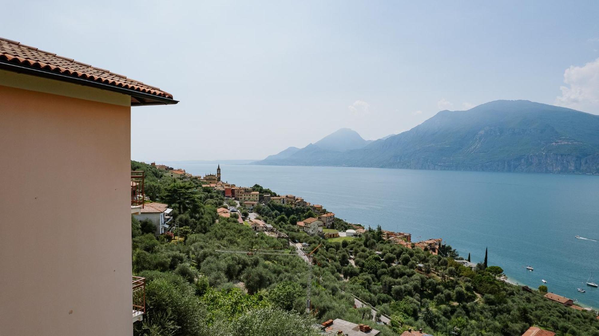 View Garda Lake Бренцоне-суль-Гарда Екстер'єр фото